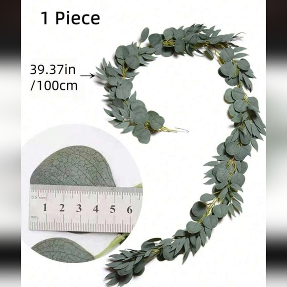 Greenery Table Runners - Picture 2 of 7